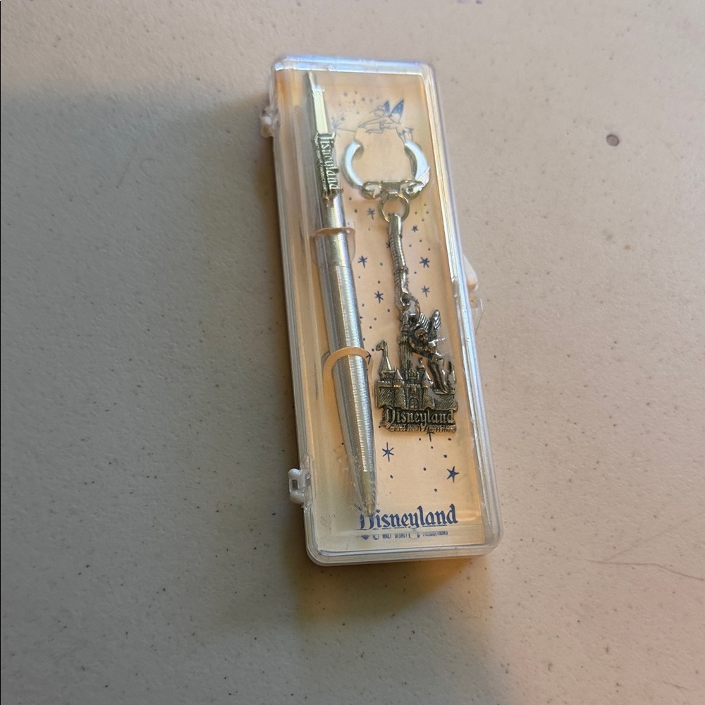 Disneyland Silver Pen and Keychain Gift Set